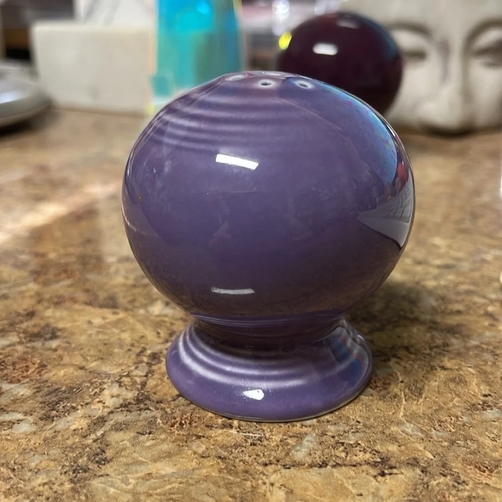 Vintage Fiesta Kitchen Shaker